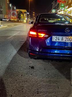 Nissan Altima